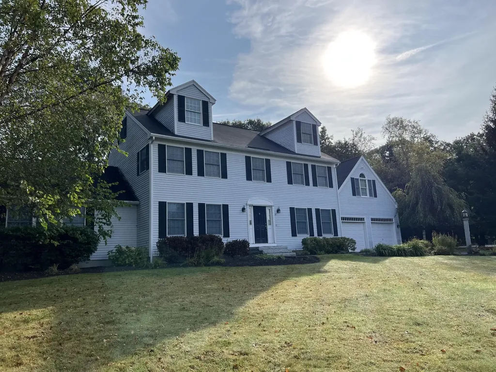 32 Vista Drive South Portland ME 04106