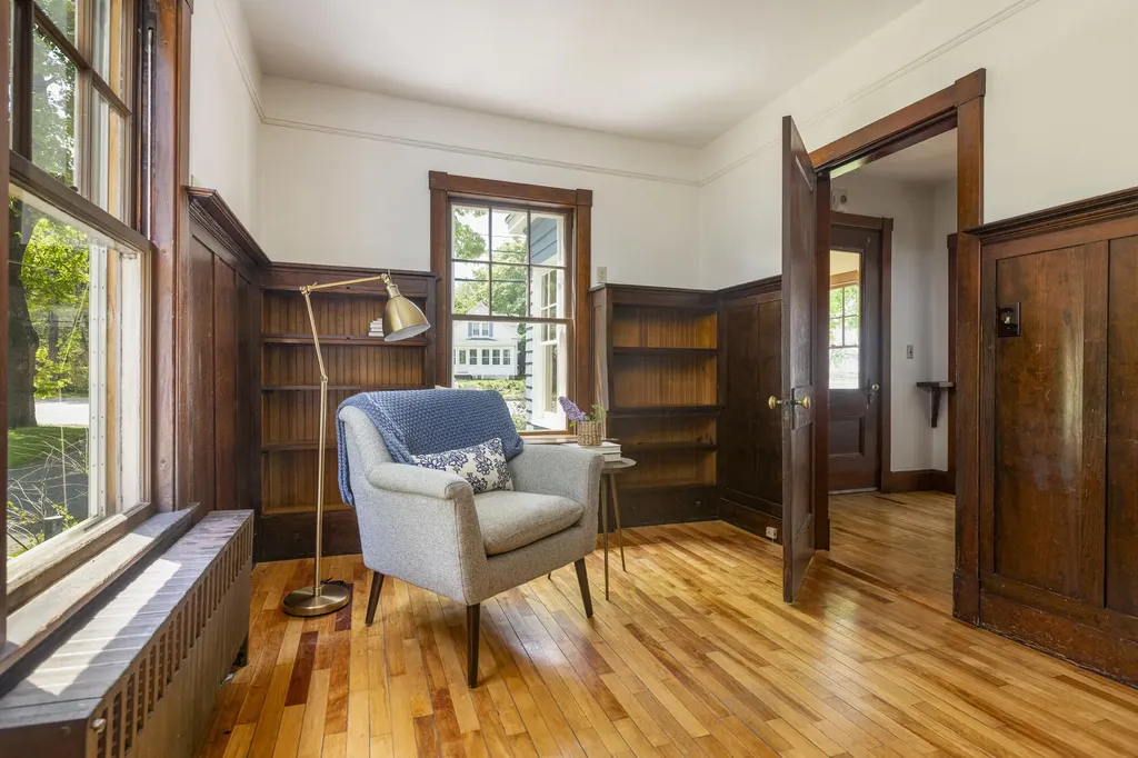 1625 Forest Avenue Portland ME 04103