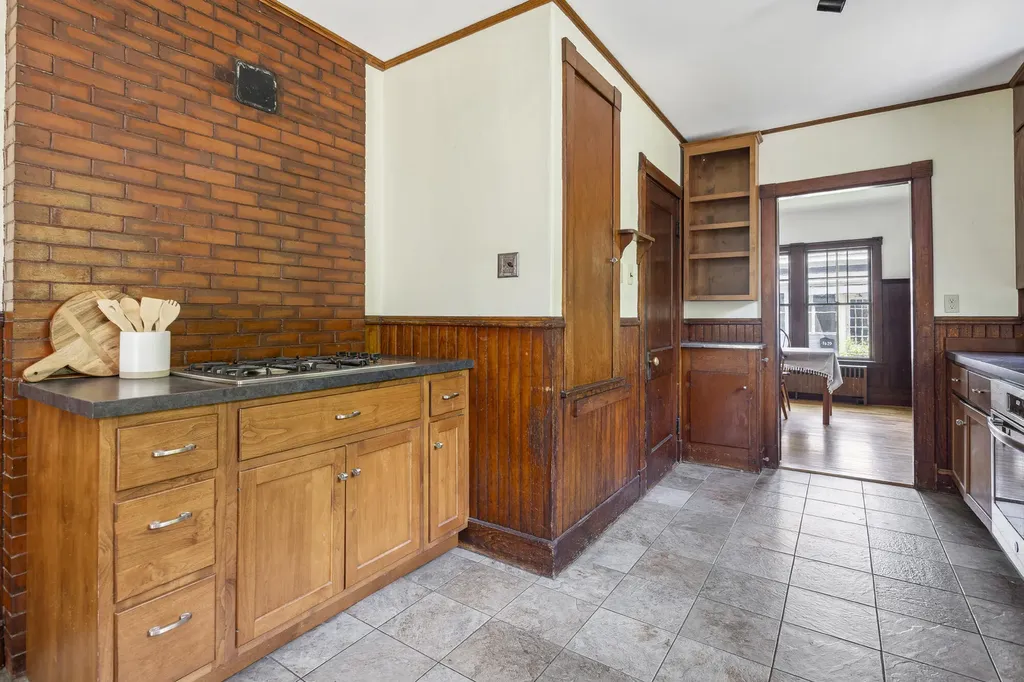 1625 Forest Avenue Portland ME 04103
