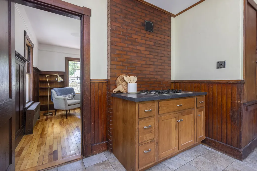 1625 Forest Avenue Portland ME 04103