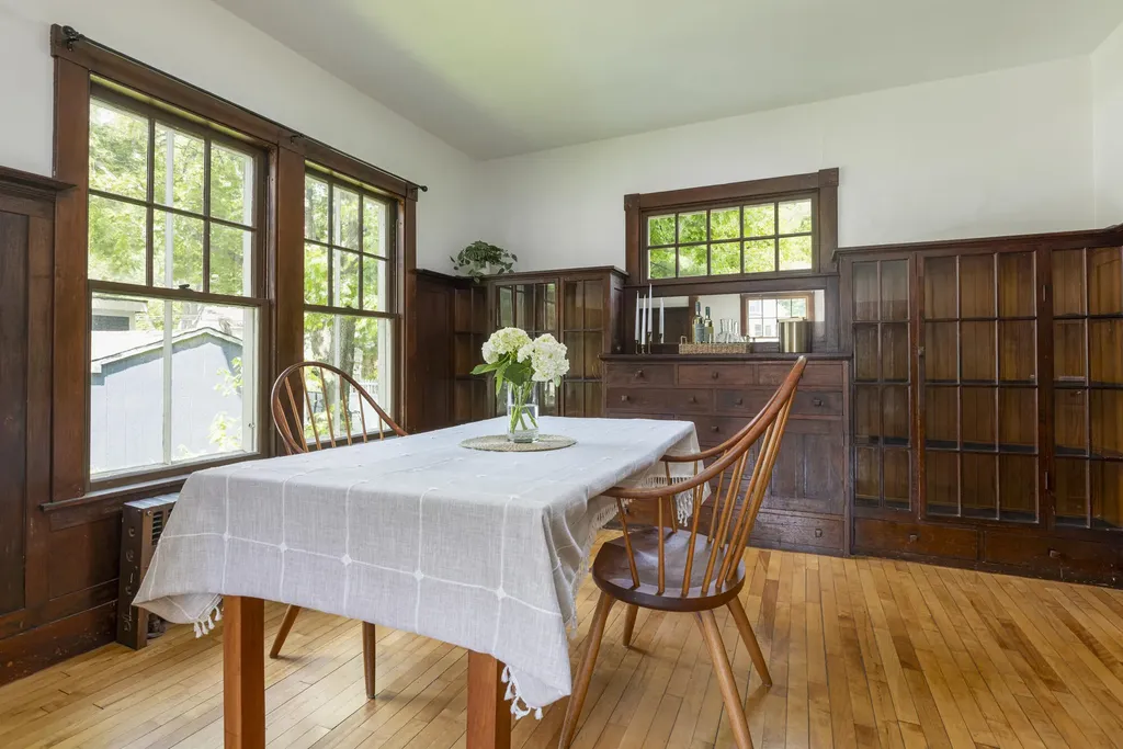 1625 Forest Avenue Portland ME 04103