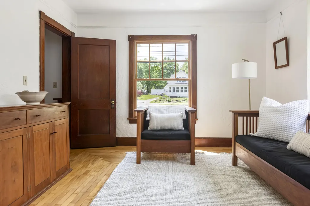 1625 Forest Avenue Portland ME 04103