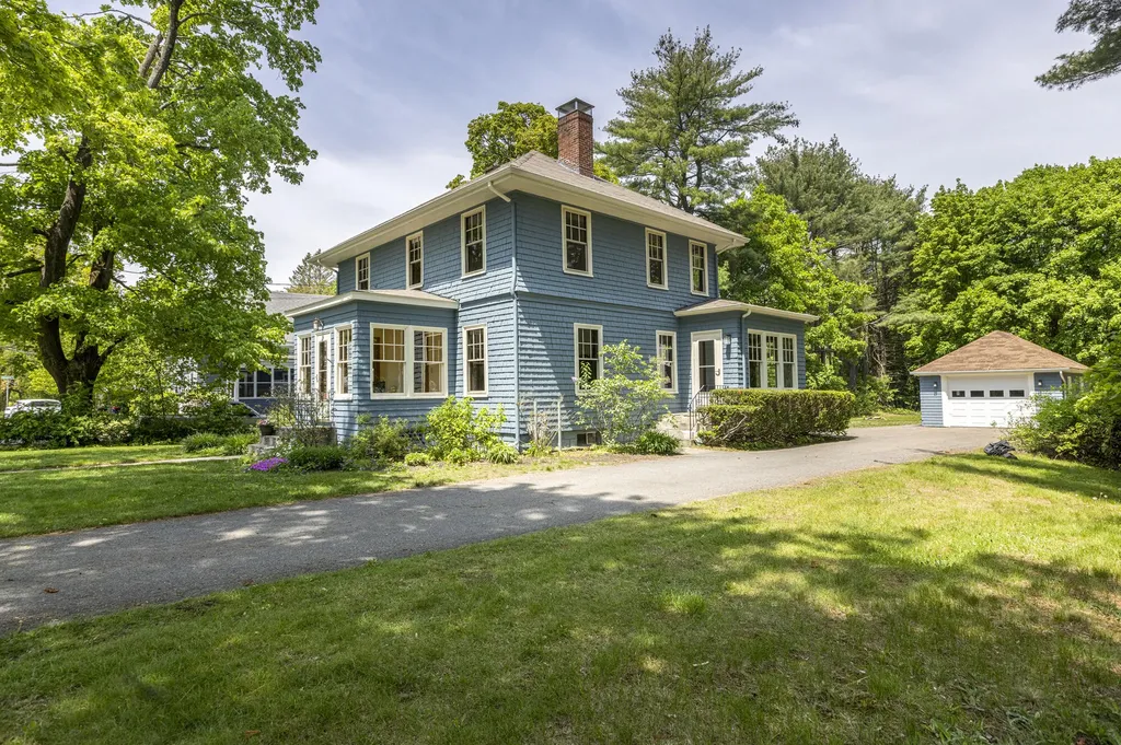 1625 Forest Avenue Portland ME 04103
