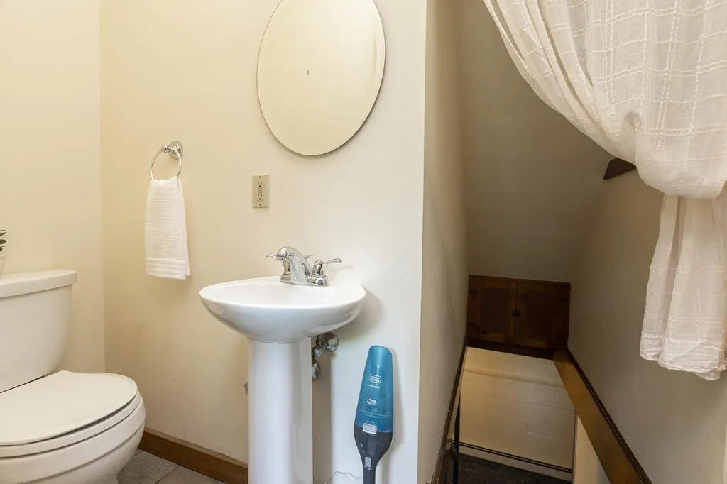 1625 Forest Avenue Portland ME 04103