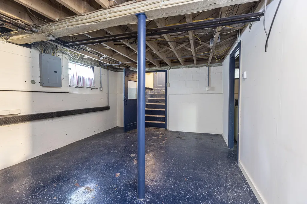 1625 Forest Avenue Portland ME 04103