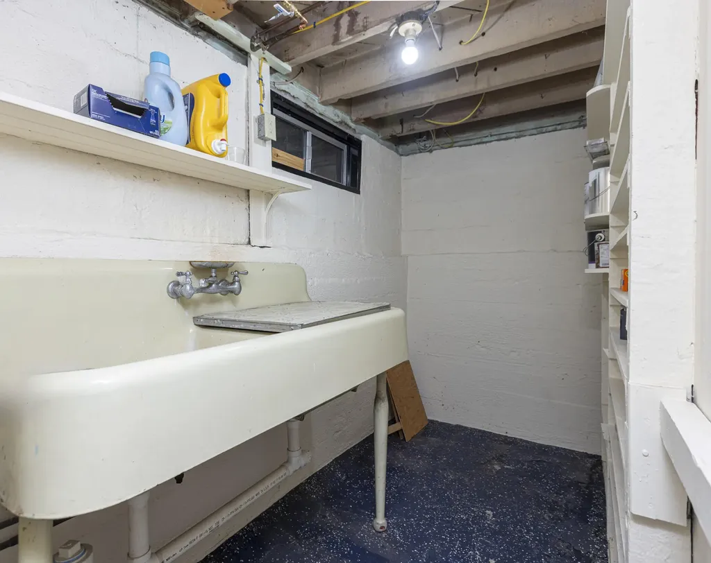 1625 Forest Avenue Portland ME 04103
