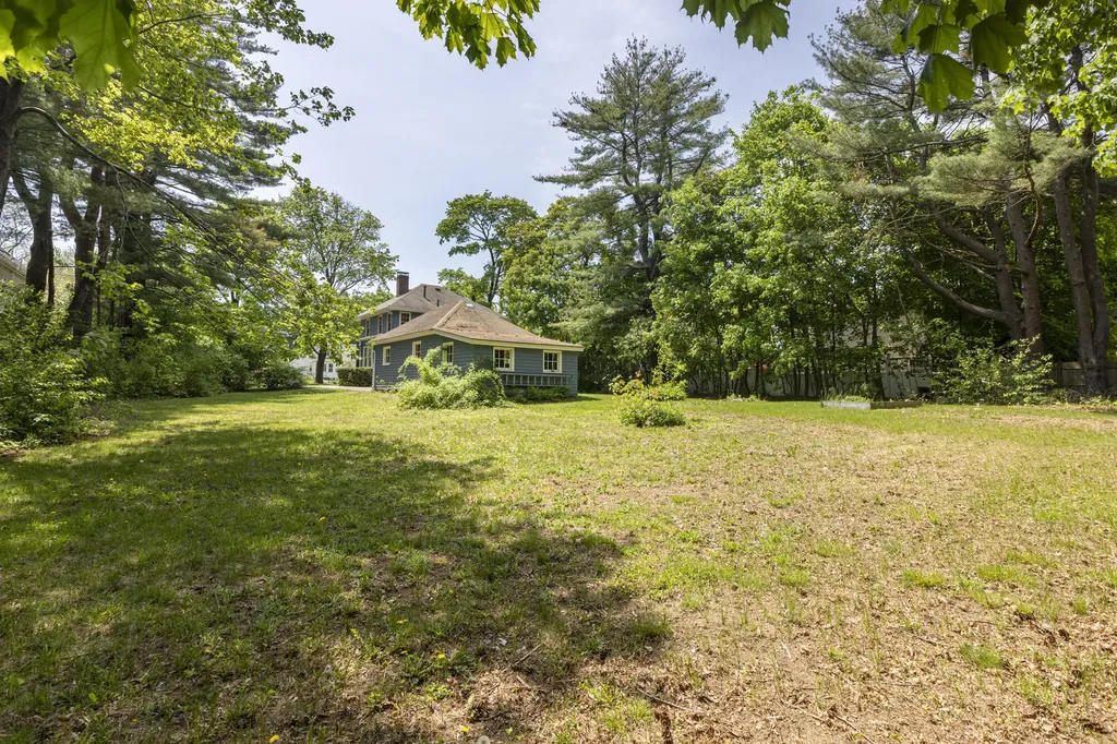 1625 Forest Avenue Portland ME 04103