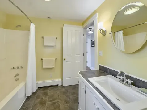 124 Lakeview & Lot 13 Lakeview Road Boothbay Harbor ME 04538