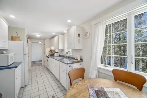124 Lakeview & Lot 13 Lakeview Road Boothbay Harbor ME 04538