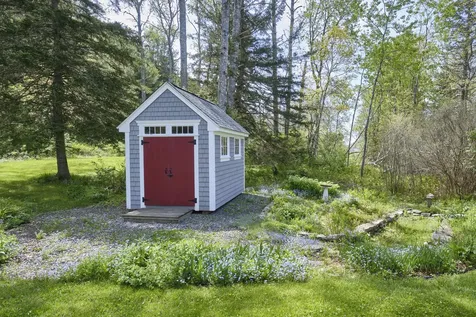 124 Lakeview & Lot 13 Lakeview Road Boothbay Harbor ME 04538