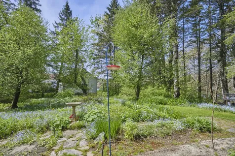 124 Lakeview & Lot 13 Lakeview Road Boothbay Harbor ME 04538