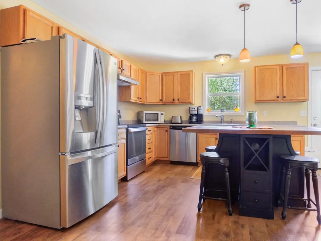 12 James Road Vassalboro ME 04989