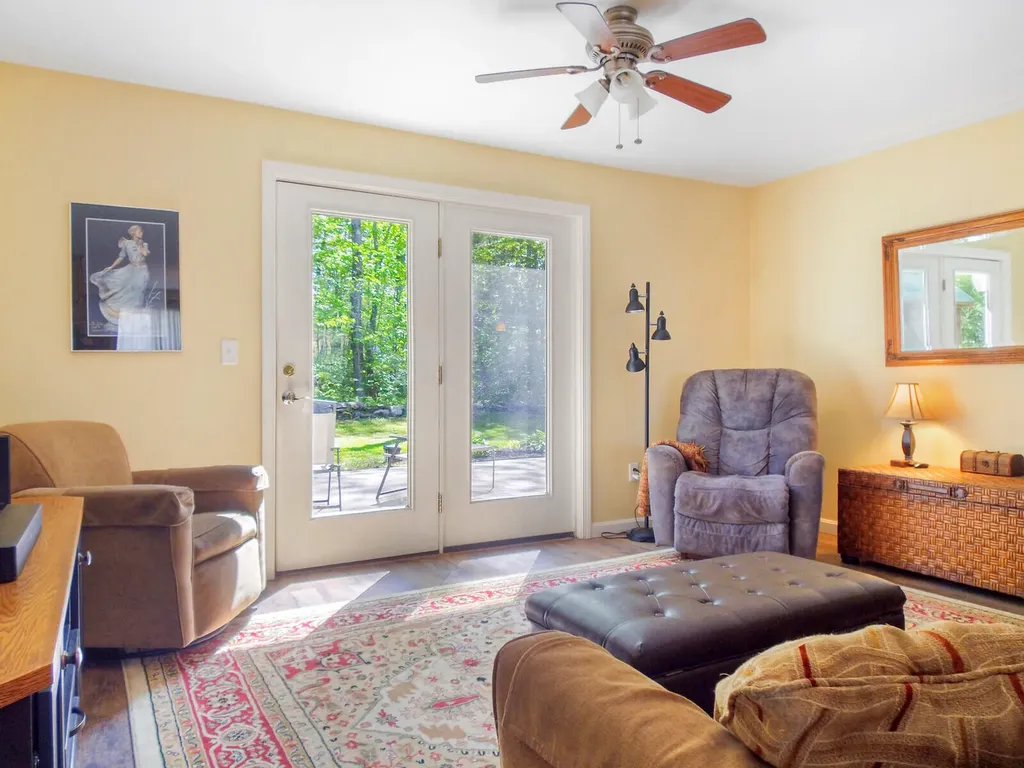 12 James Road Vassalboro ME 04989