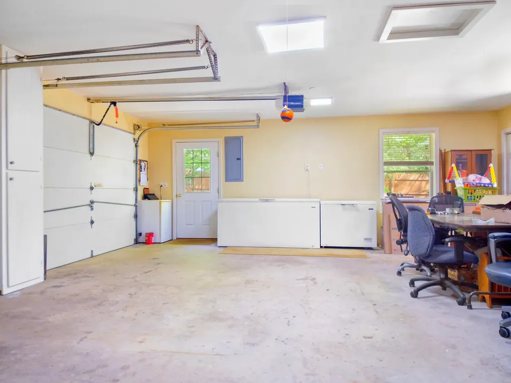 12 James Road Vassalboro ME 04989