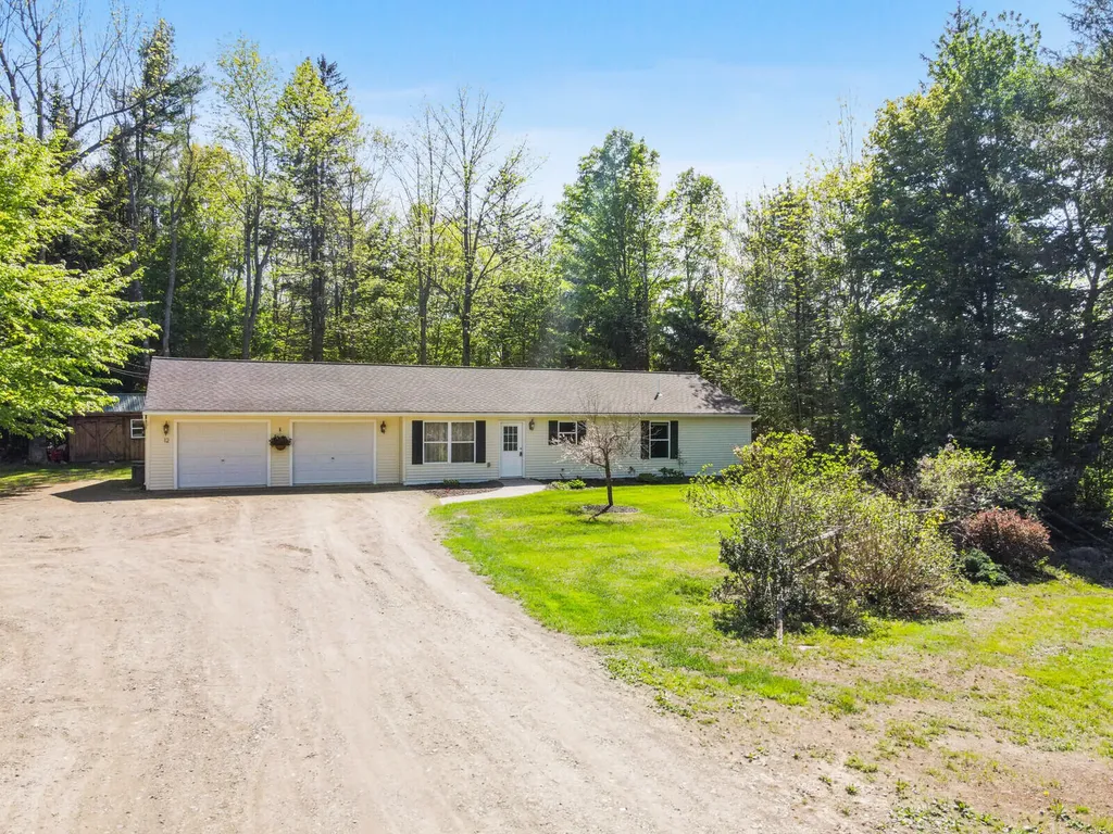12 James Road Vassalboro ME 04989