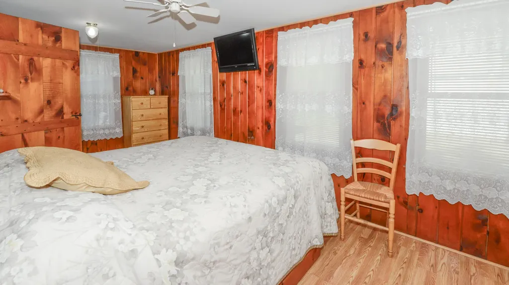 11 Boulder Road Raymond ME 04071