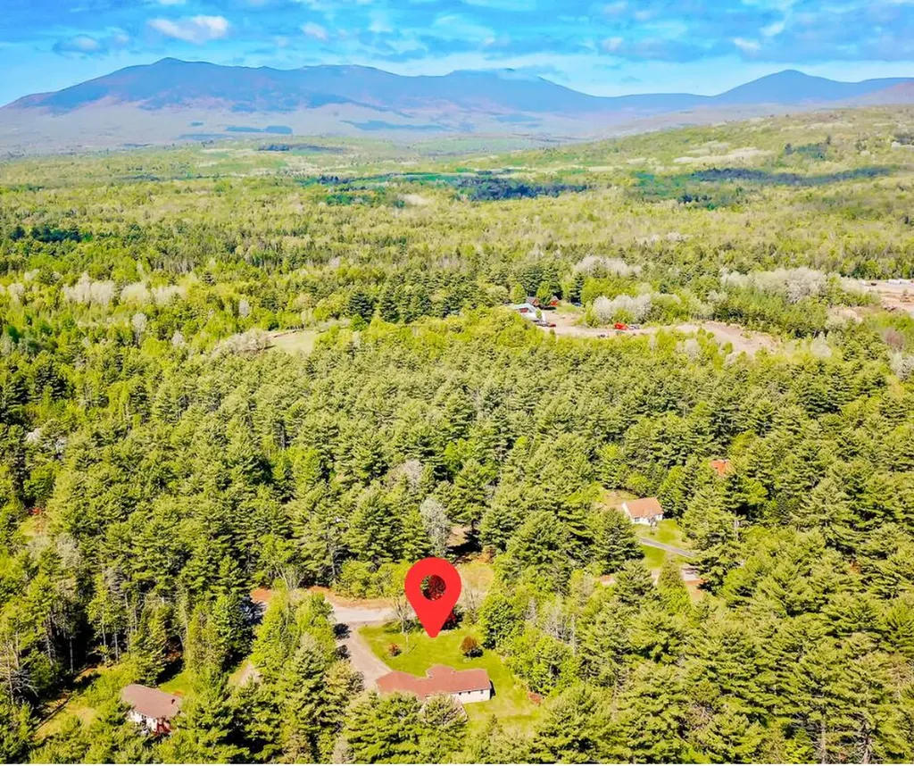 12 Caboose Lane Kingfield ME 04947