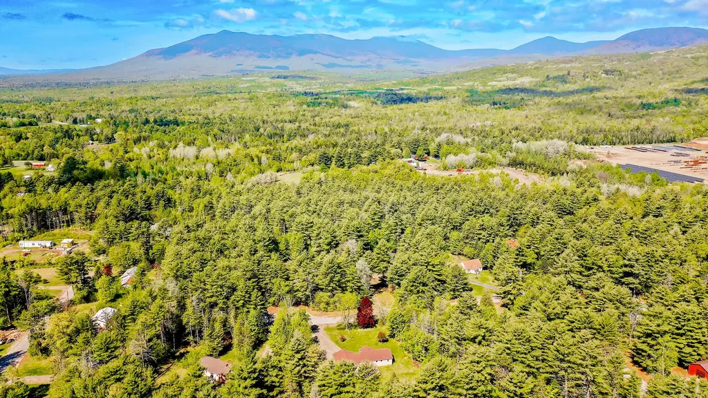 12 Caboose Lane Kingfield ME 04947