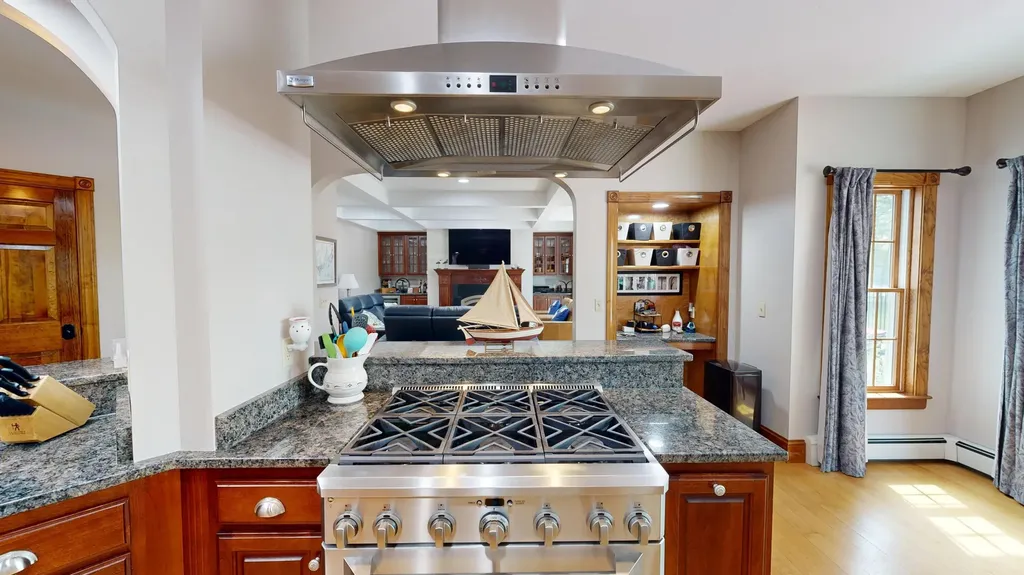 11 Densmore Lane Dresden ME 04342