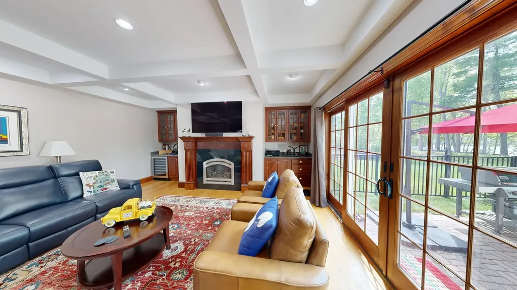 11 Densmore Lane Dresden ME 04342