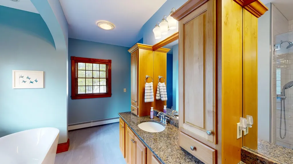 11 Densmore Lane Dresden ME 04342