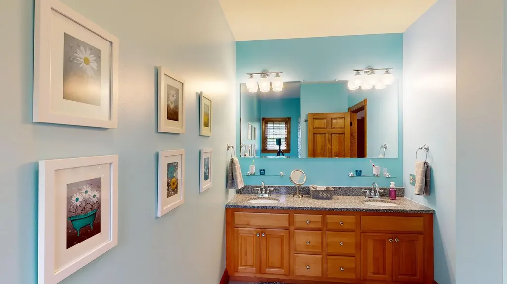 11 Densmore Lane Dresden ME 04342