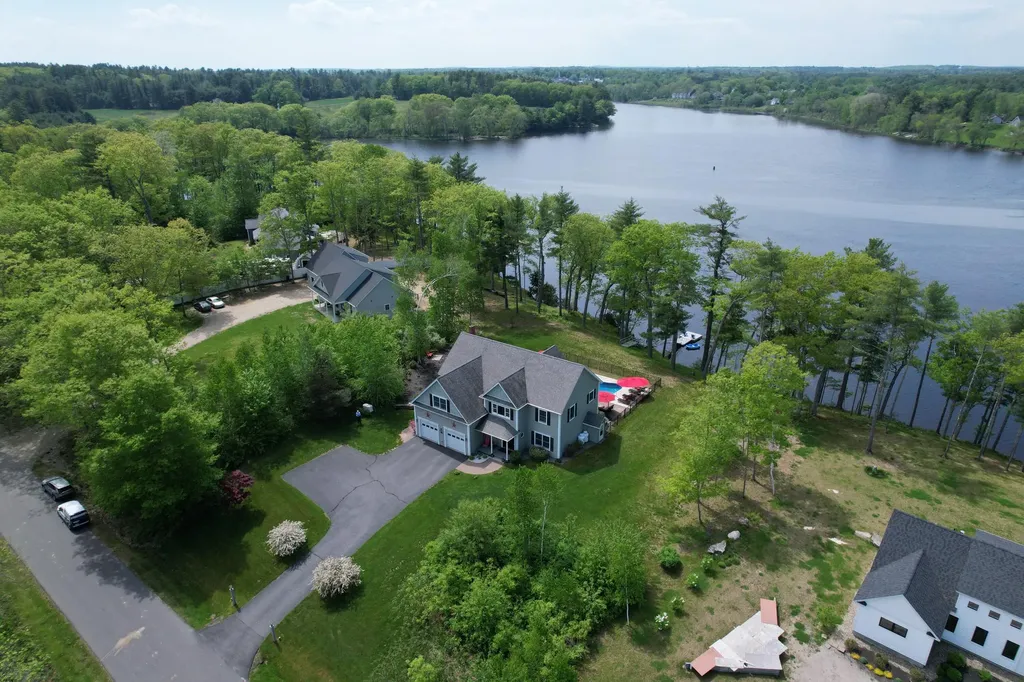 11 Densmore Lane Dresden ME 04342