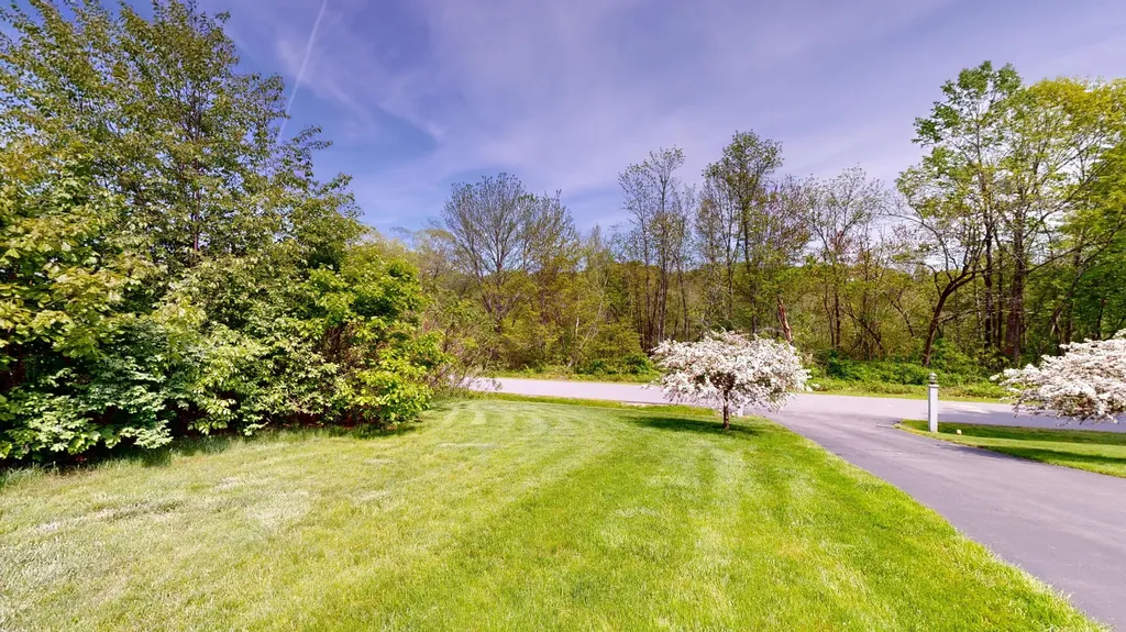 11 Densmore Lane Dresden ME 04342