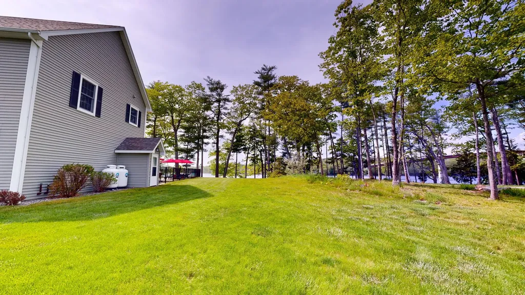 11 Densmore Lane Dresden ME 04342