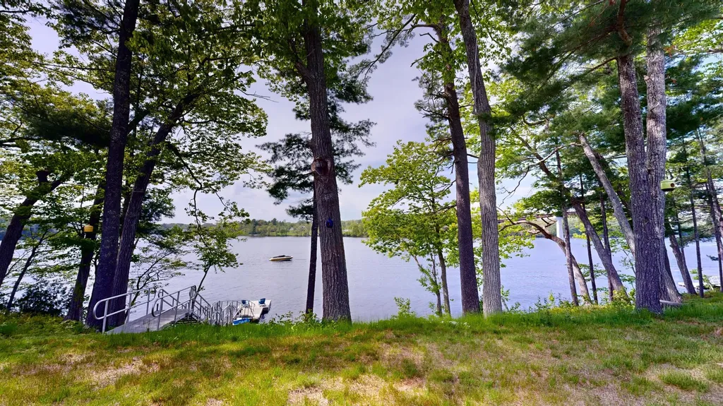 11 Densmore Lane Dresden ME 04342