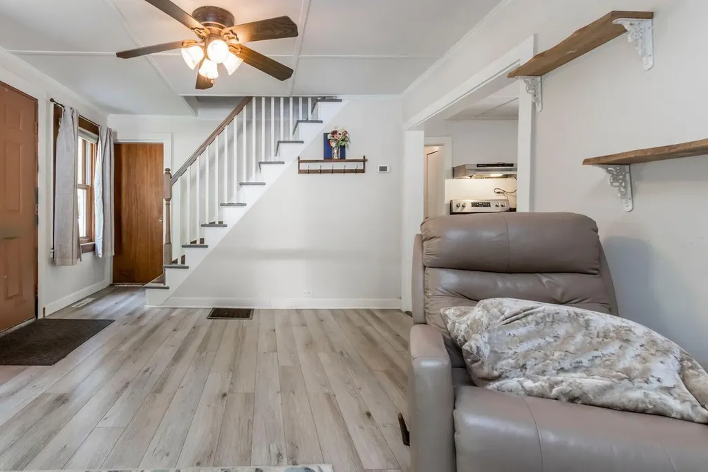 124 Falmouth Road Windham ME 04062