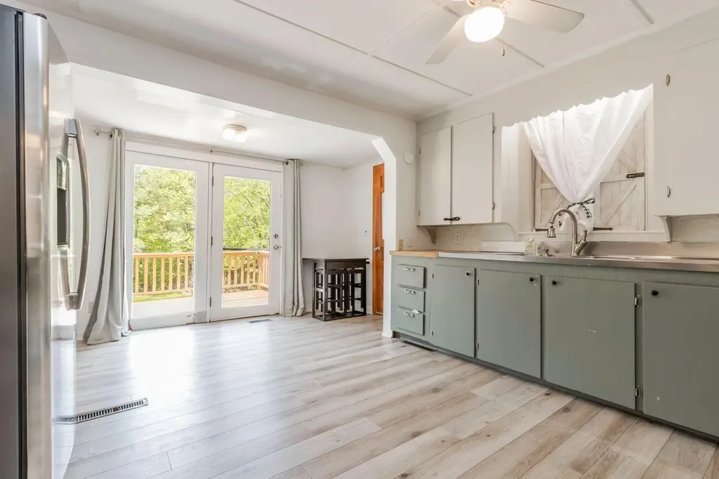 124 Falmouth Road Windham ME 04062