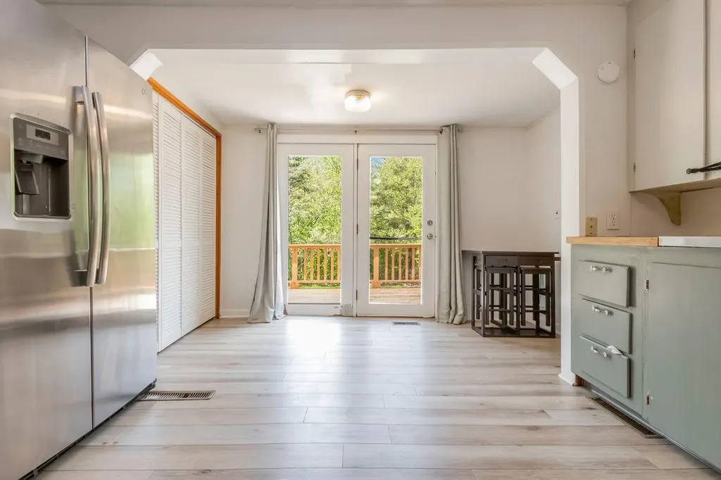 124 Falmouth Road Windham ME 04062