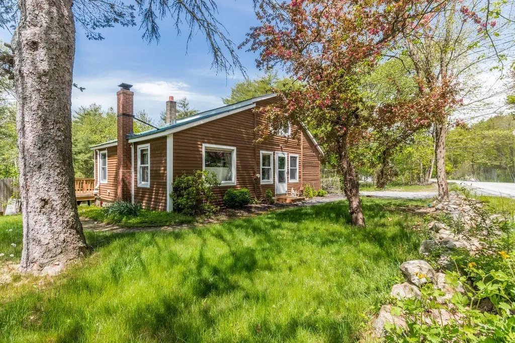 124 Falmouth Road Windham ME 04062
