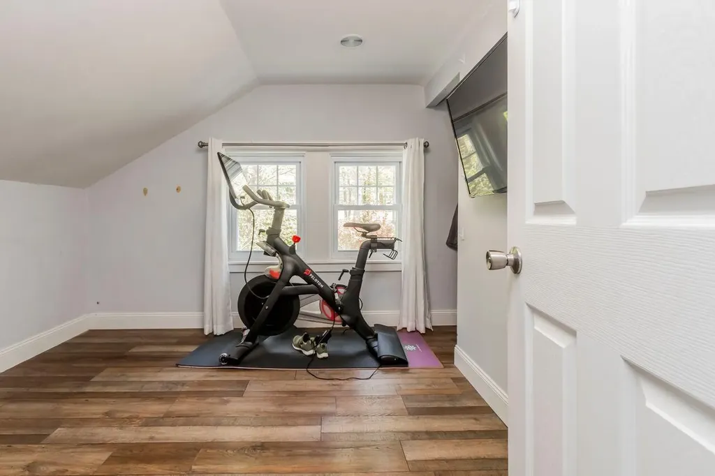 124 Falmouth Road Windham ME 04062