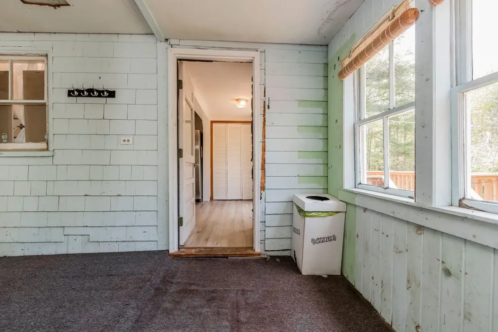 124 Falmouth Road Windham ME 04062
