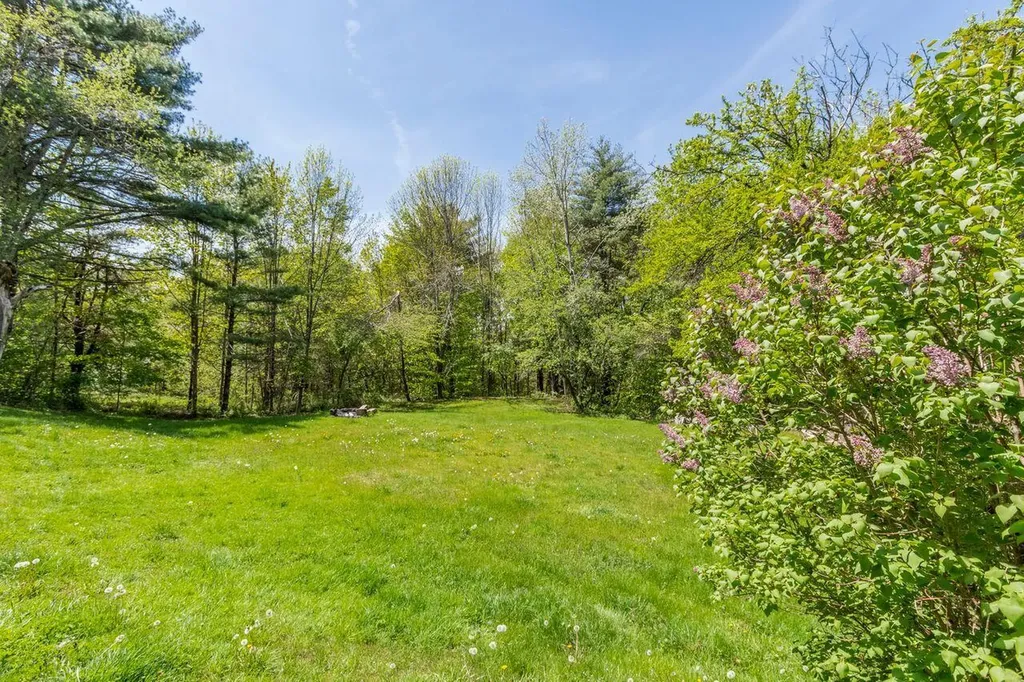 124 Falmouth Road Windham ME 04062