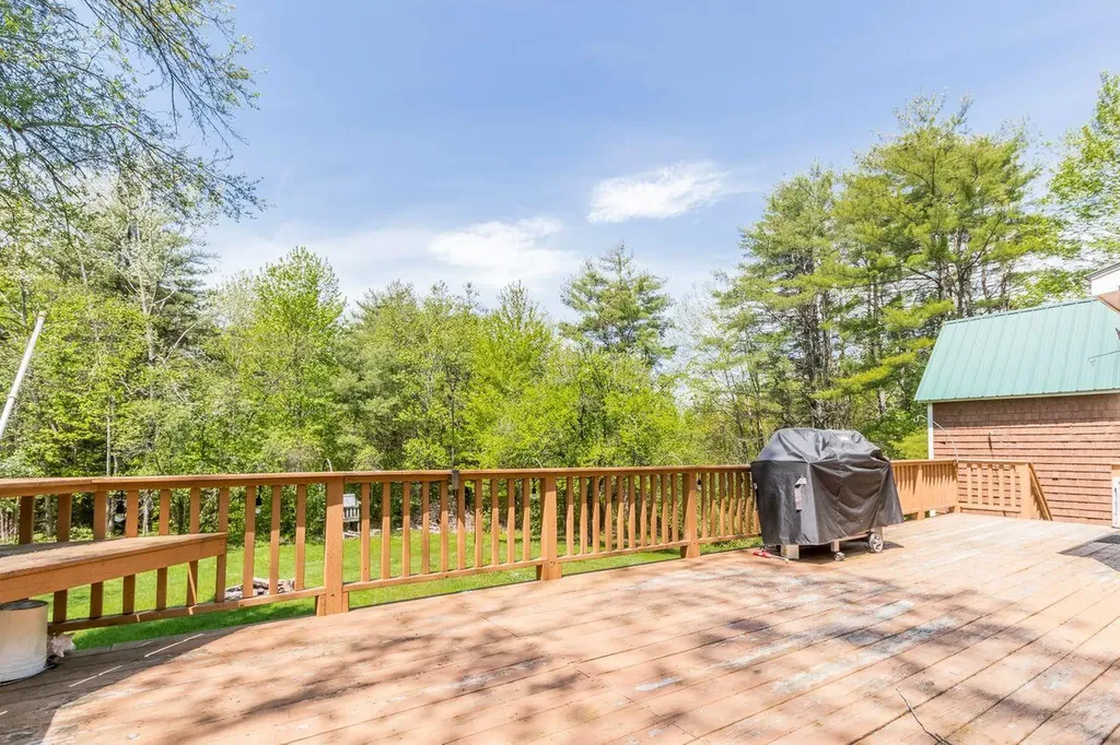 124 Falmouth Road Windham ME 04062