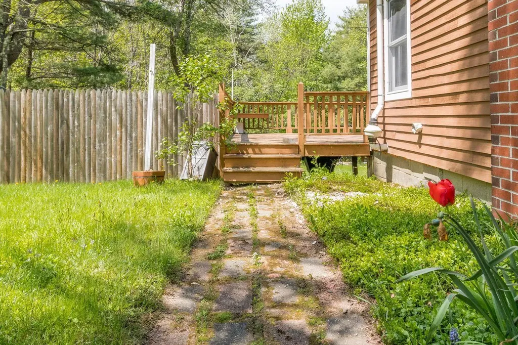 124 Falmouth Road Windham ME 04062