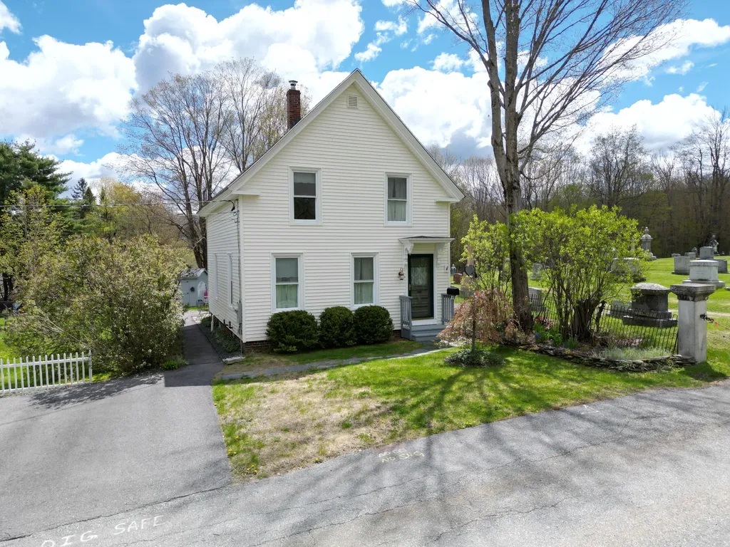 44 Danforth Street Gardiner ME 04345