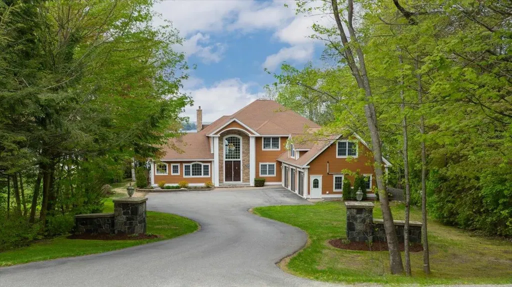 298 Memorial Drive Winthrop ME 04364