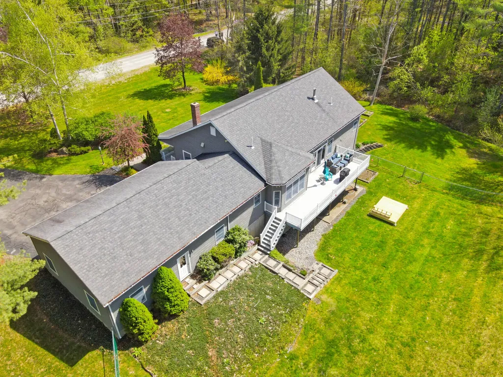 15 Randall Road Winslow ME 04901