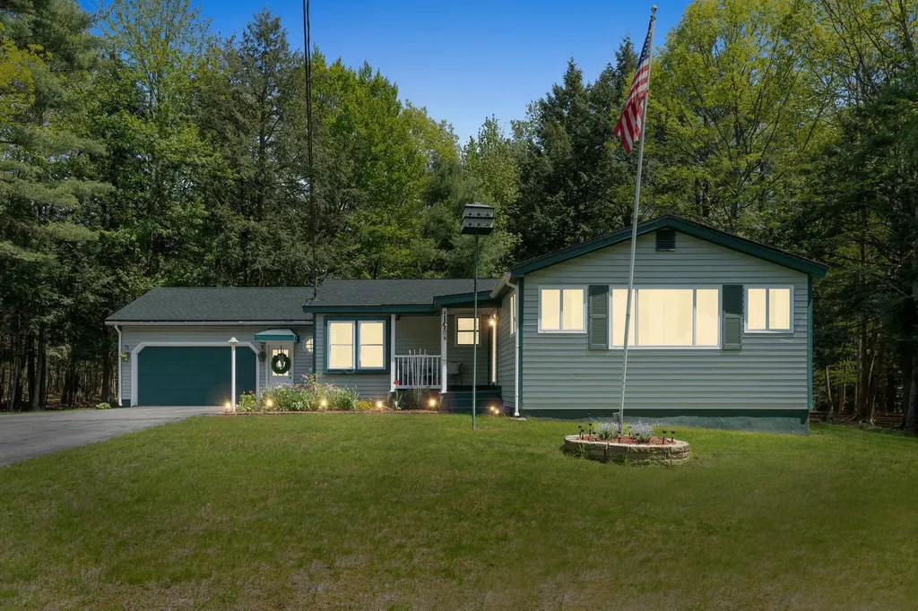 3 Big Buck Lane Saco ME 04072