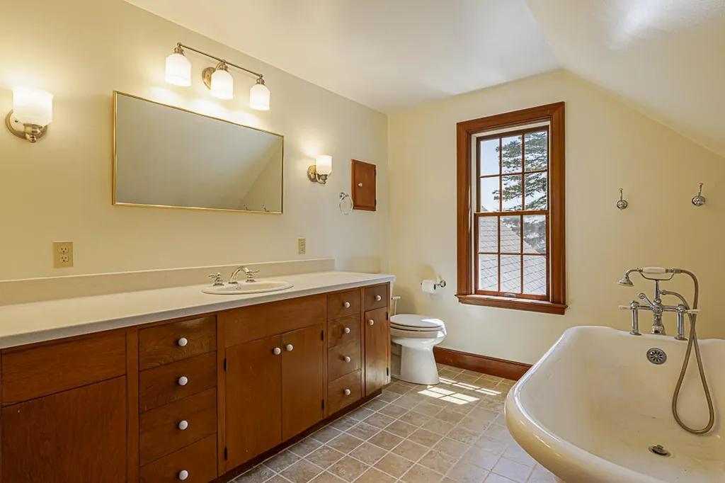 481 Seawall Road Southwest Harbor ME 04679