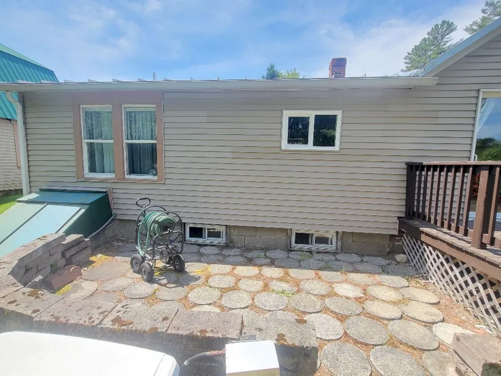 22 Thompson Street Wilton ME 04294