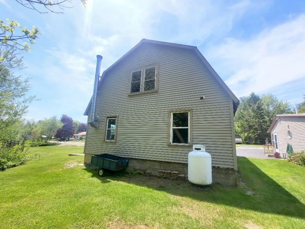 22 Thompson Street Wilton ME 04294