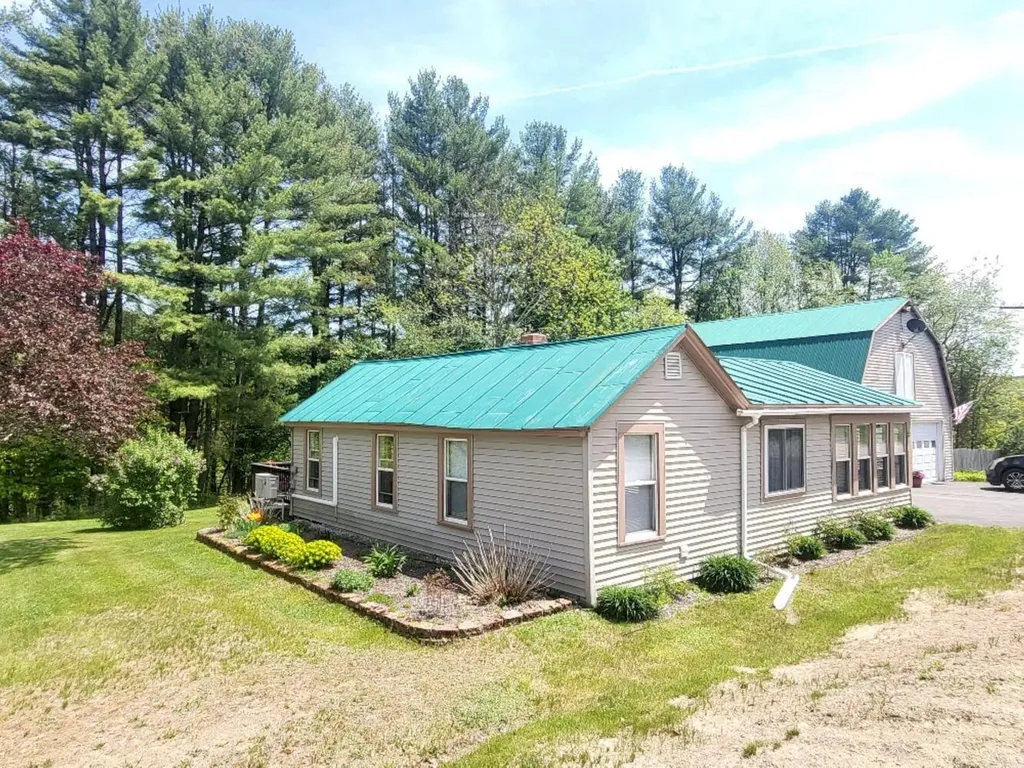 22 Thompson Street Wilton ME 04294