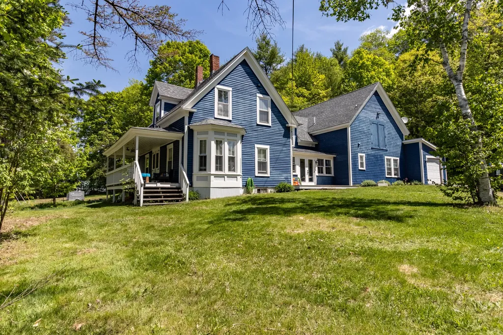 229 Weld Street Dixfield ME 04224