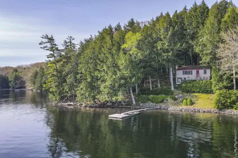 27 N Carle Farm Road Camden ME 04843