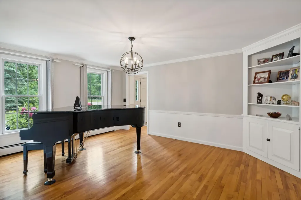 132 Partridge Circle Portland ME 04102